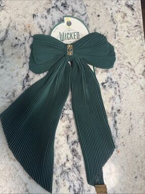 scunci Dark Green Pleated Bow Hair Clip